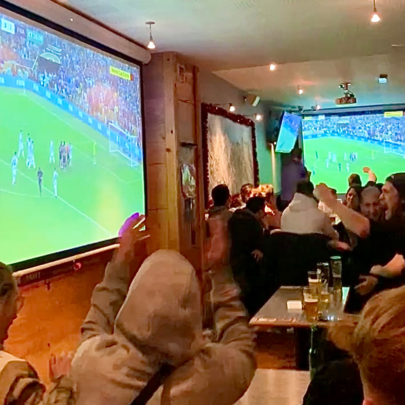 The Rhodos Bar - Saturdays Live Sports Bar - Morzine Bar The Rhodos Bar - Saturdays Live Sports Bar - Morzine Bar